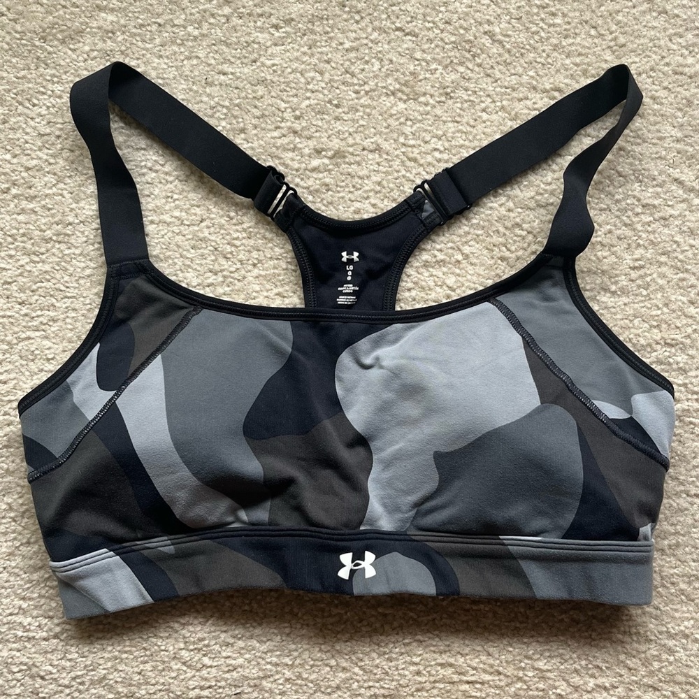 Under Armour Mid Sports Bra